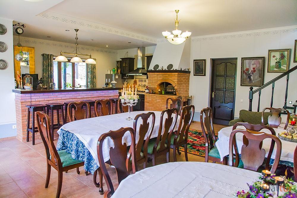 Resedinta Rotundu Bed & Breakfast Butuceny Exterior photo